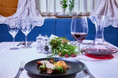 Kulinarisches Erlebnis im Hotel Alpenblick  | © Nikolaus Faistauer Photography