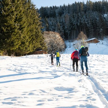 Unterwegs mit den Tourenski beim Wintersport Camp | © Marc Stickler