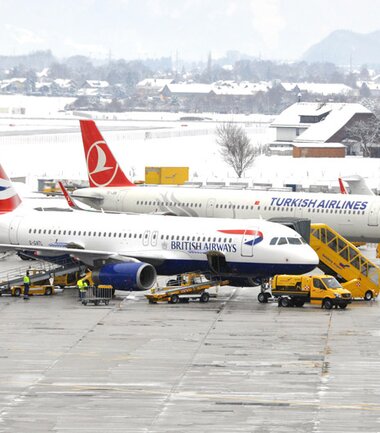 Mit dem Flugzeug in den Winterurlaub | © Salzburg Airport