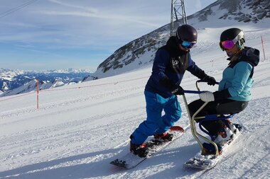 Skierlebnis für Menschen mit Behinderung | © Up adaptive sports 