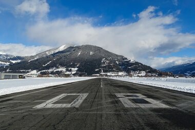Flugplatz im Winter  | © Flugplatz Zell am See