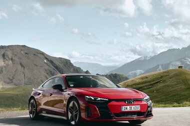 Red and fast: the brand new Audi RS e-tron GT | © Agency LOOP New Media GmbH