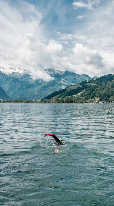 Work out to the full in Lake Zell | © Jakob Edholm