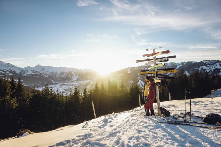 Ski tour with a fantastic panorama of the region | © Seifert